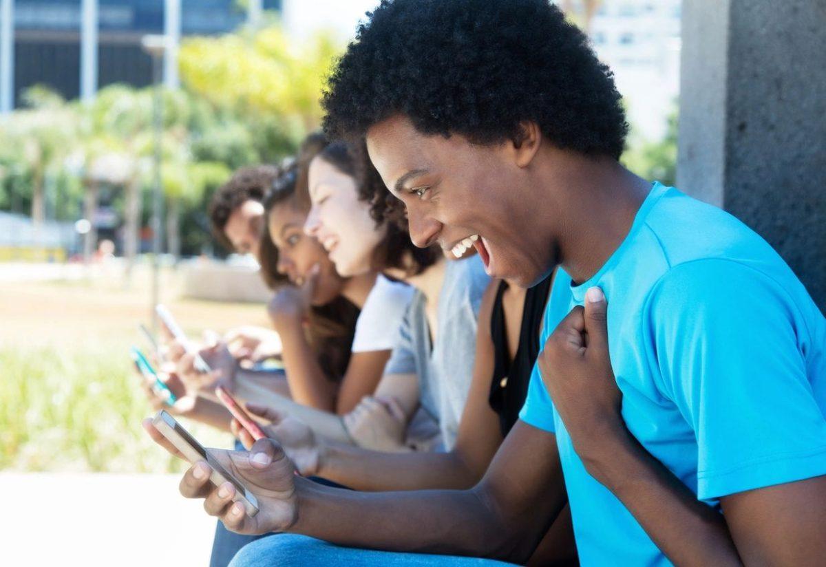 What funds are available to students and how to get them