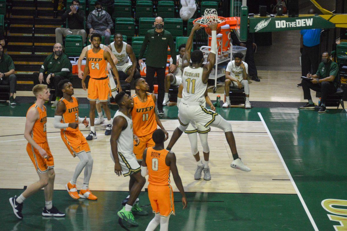 Kassim Nicholson dunks in the second half vs. UTEP | Caleb Wood