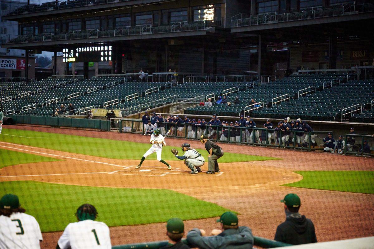 Freshman Chandler Simpson at bat for UAB | Photo by Dawson Martin